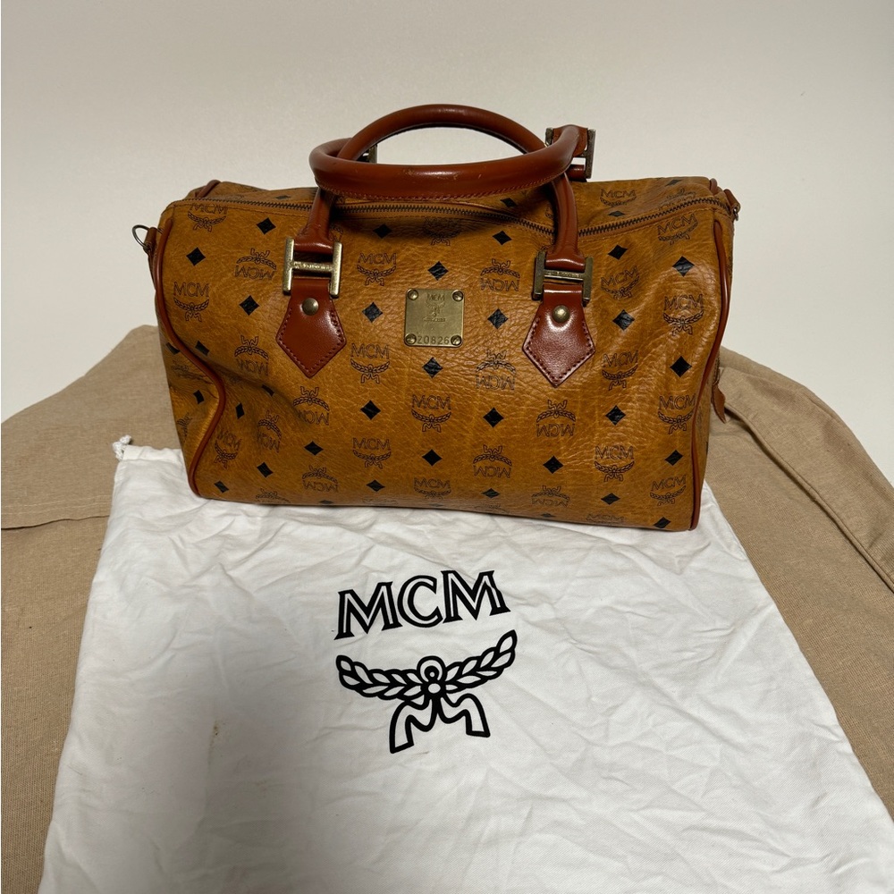 MCM Vintage